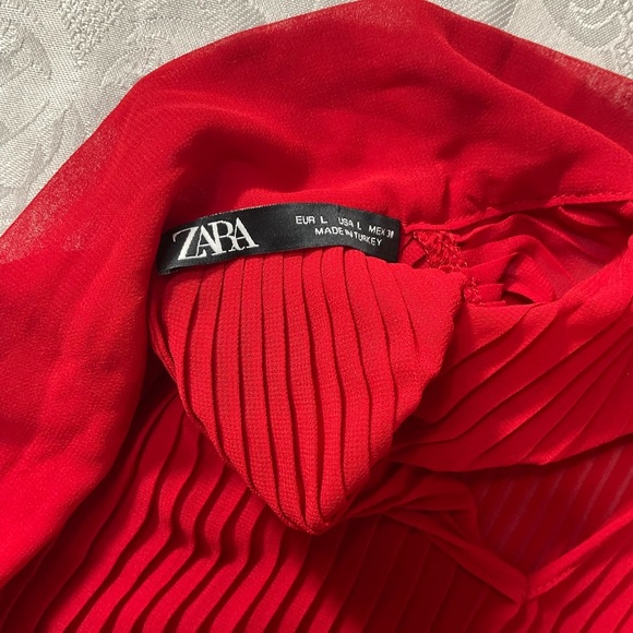 Zara Red Sheer Pleated Blouse Top Women Size Large Sleeveless New With Tags - Picture 7 of 9